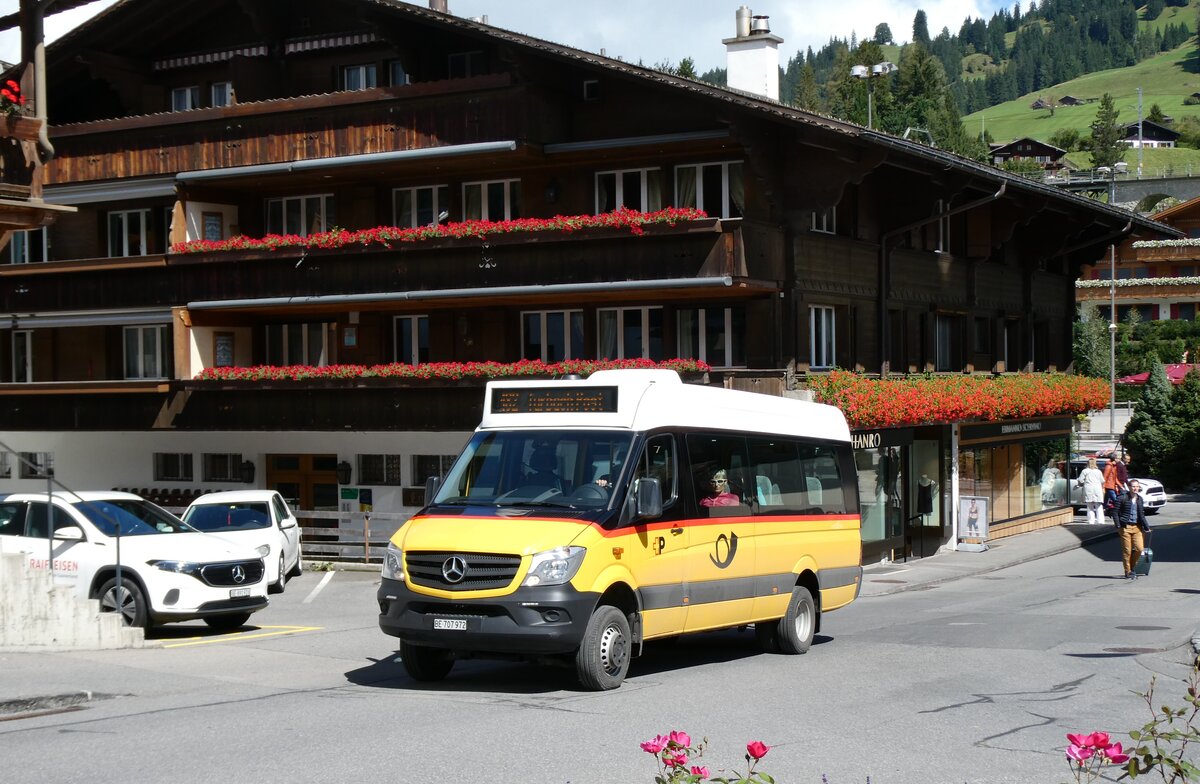 (279'898) - PostAuto Bern - BE 707'972/PID 10'890 - (ex Kbli, Gstaad) am 5. September 2025 beim Bahnhof Gstaad