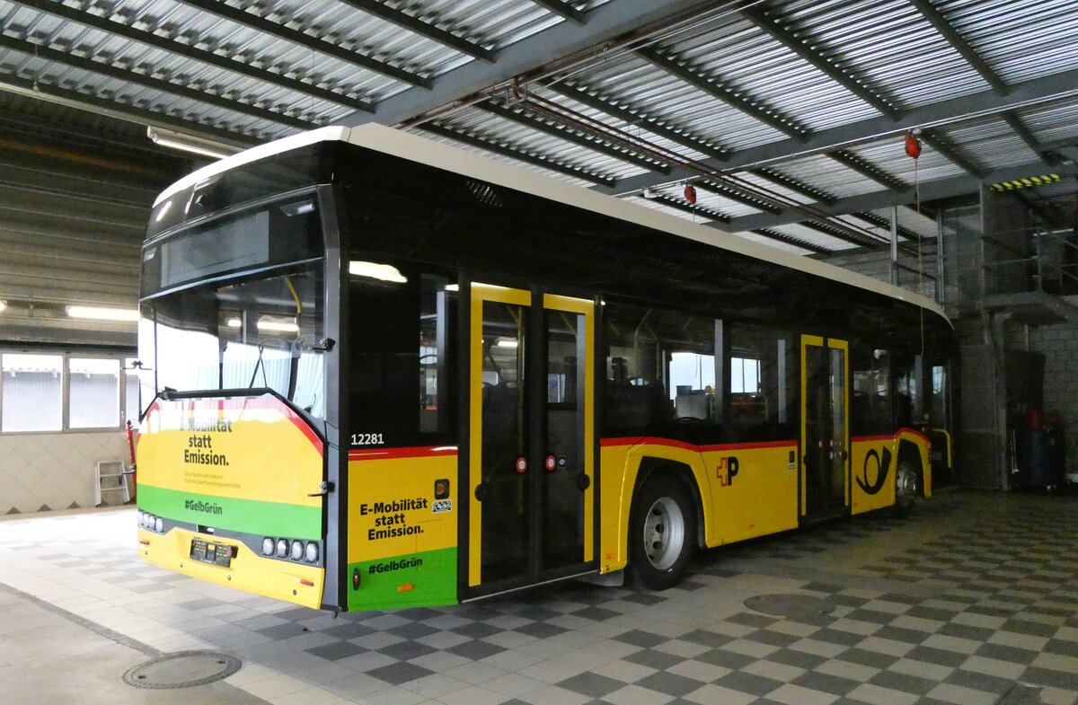 (279'905) - PostAuto Bern - BE 862'367/PID 12'281 - eSolaris am 5. September 2025 in Gstaad, Garage
