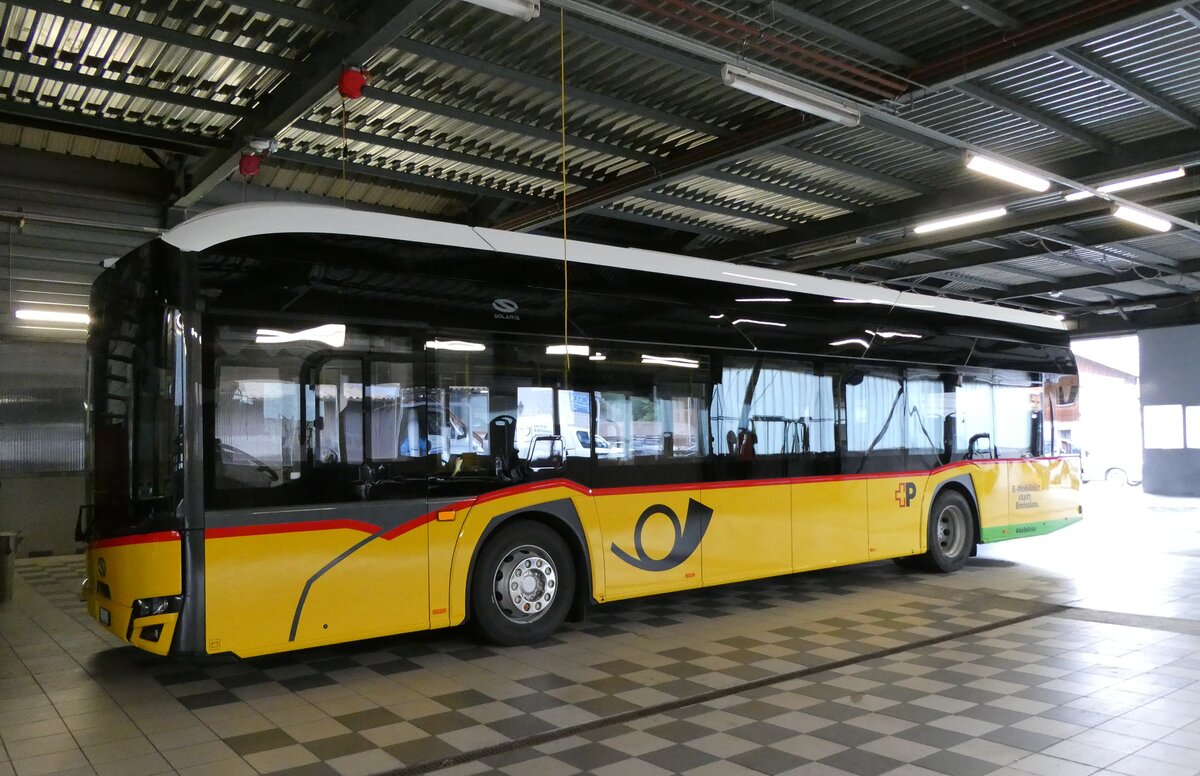 (279'907) - PostAuto Bern - BE 862'367/PID 12'281 - eSolaris am 5. September 2025 in Gstaad, Garage
