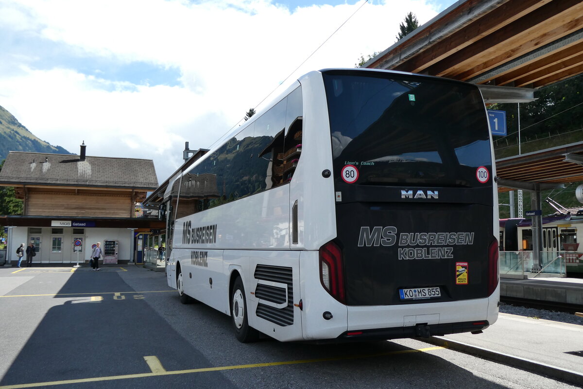 (279'918) - Aus Deutschland: MS Busreisen, Koblenz - KO-MS 855 - MAN am 5. September 2025 beim Bahnhof Gstaad