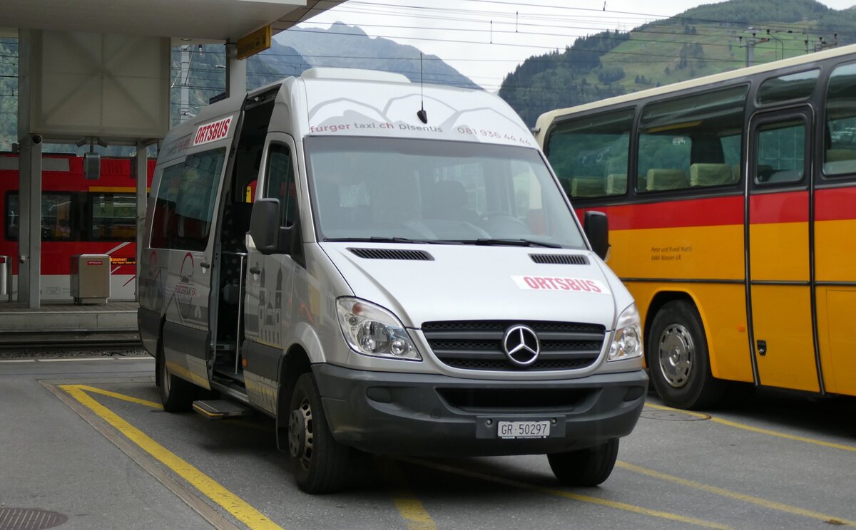 (280'083) - Furgertaxi, Disentis - GR 50'297 - Mercedes am 8. September 2025 beim Bahnhof Disentis
