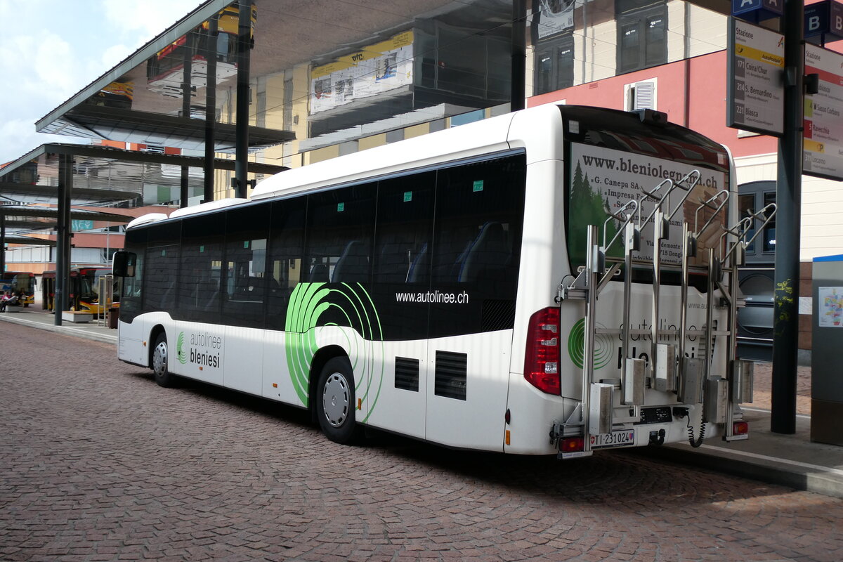 (280'304) - ABl Biasca - Nr. 24/TI 231.024/PID 12'005 - Mercedes am 13. September 2025 beim Bahnhof Bellinzona