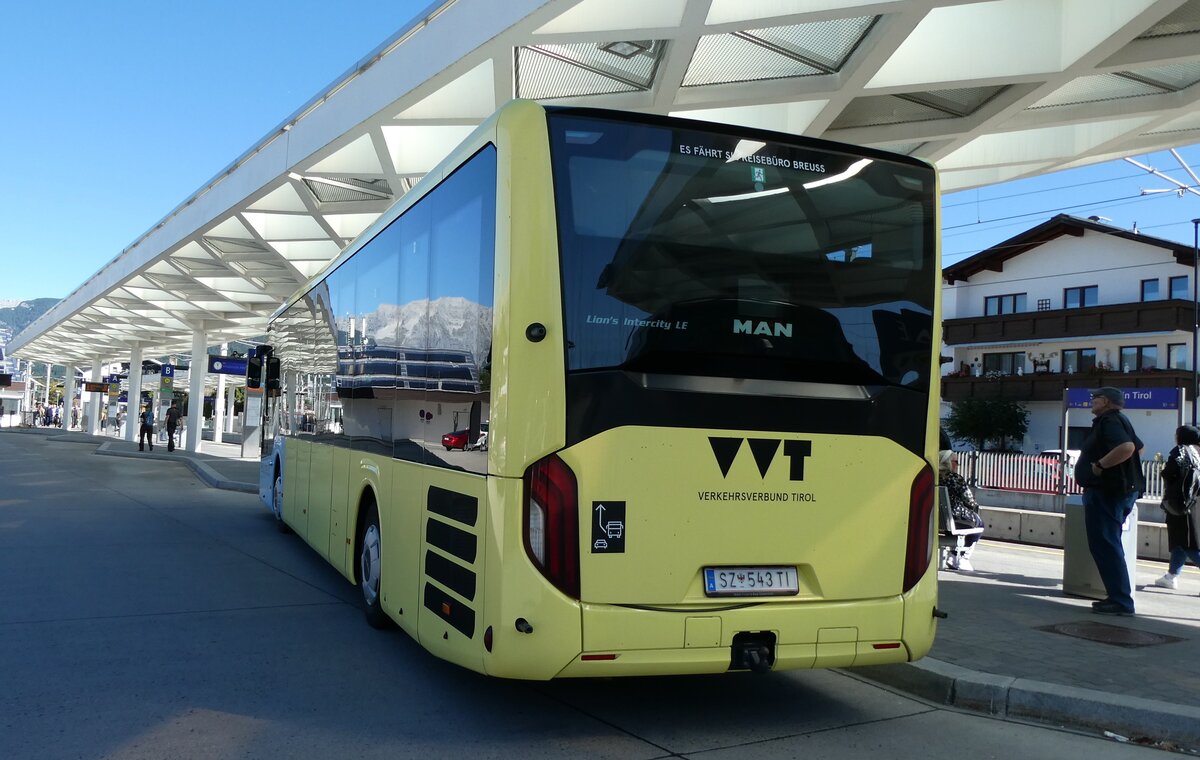 (280'521) - Breuss, Rankweil - Nr. 543/SZ 543 TI - MAN am 18. September 2025 beim Bahnhof Seefeld