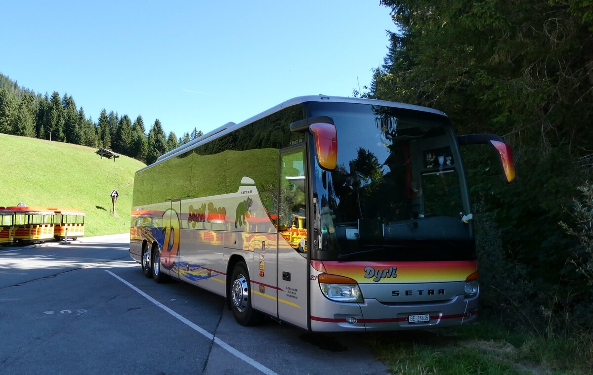(280'577) - Aus der Schweiz: Dysli, Bern - Nr. 23/BE 28'435 - Setra am 19. September 2025 in Rinnen, Kapelle