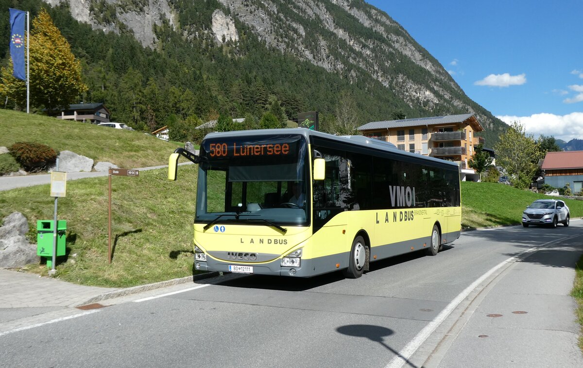 (280'641) - Landbus Brandnertal, Bludenz - BD BD 12'111 - Iveco am 21. September 2025 in Brand, Hotel Zimba