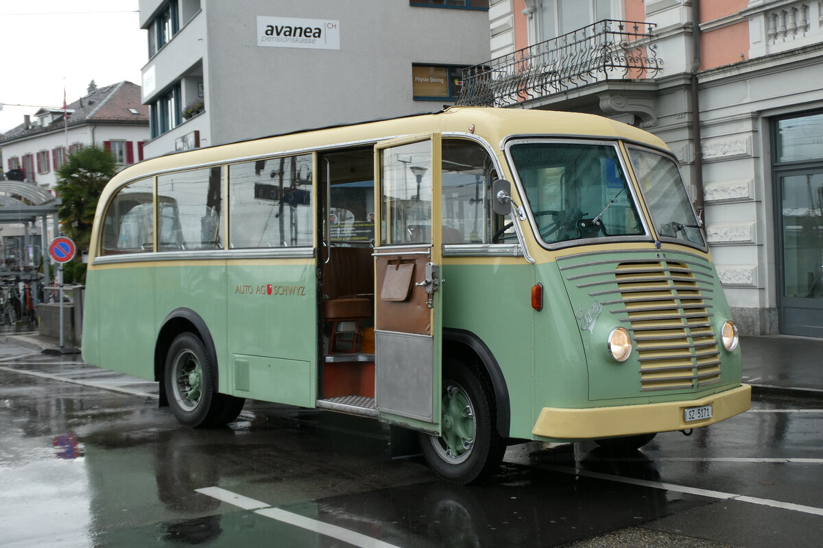 (280'736) - AAGS Schwyz - Nr. 1/SZ 5171 - Saurer/Geser (ex Nr. 9; ex Nr. 17; ex Nr. 9; ex Nr. 1) am 27. September 2025 beim Bahnhof Wdenswil
