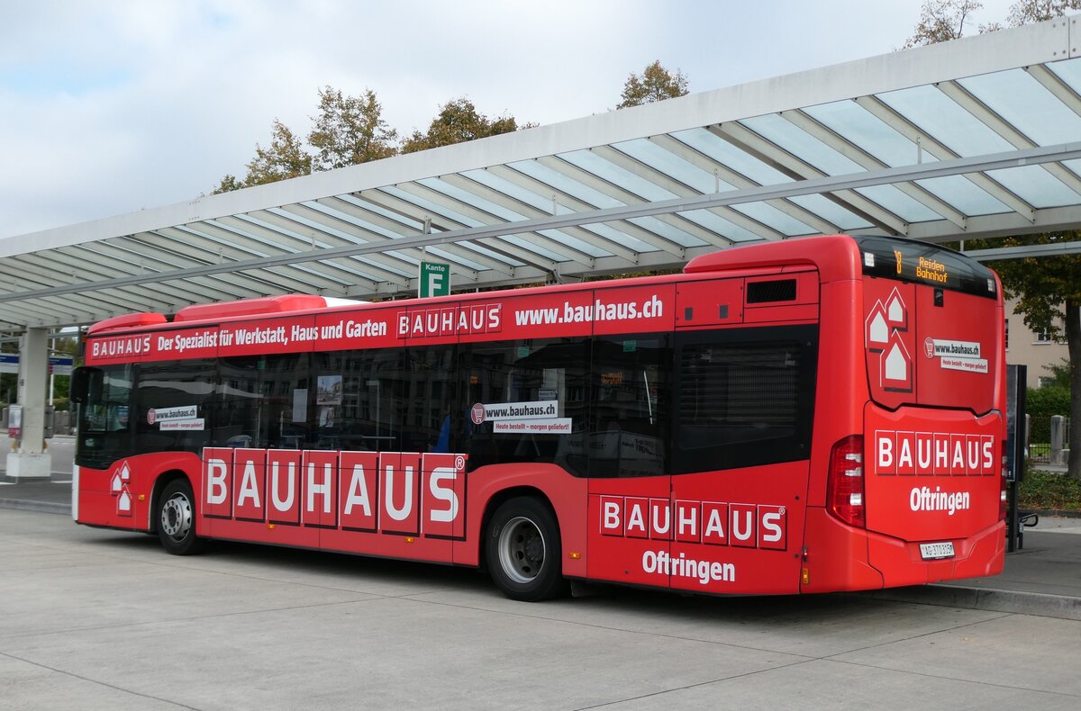 (280'860) - Limmat Bus, Dietikon - AG 370'315 - Mercedes am 2. Oktober 2025 beim Bahnhof Zofingen
