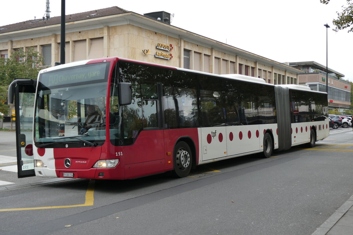 (281'208) - TPF Fribourg - Nr. 151/FR 300'314 - Mercedes am 11. Oktober 2025 beim Bahnhof Yverdon