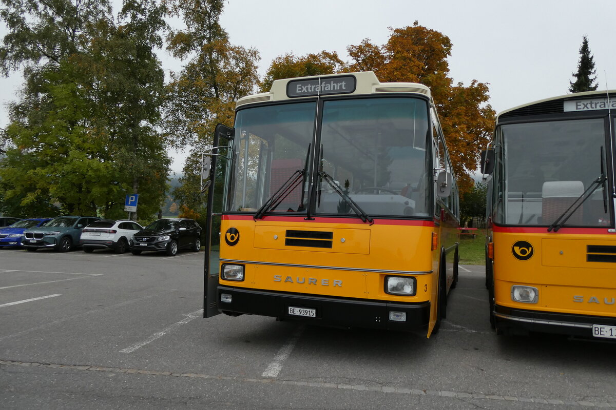 (281'332) - Kolb, Grasswil - Nr. 3/BE 93'915 - Saurer/R&J (ex Schmocker, Stechelberg Nr. 3/PID 2409; ex Schmocker, Stechelberg Nr. 1; ex Gertsch, Stechelberg Nr. 1) am 12. Oktober 2025 in Schwarzenberg, Rssli