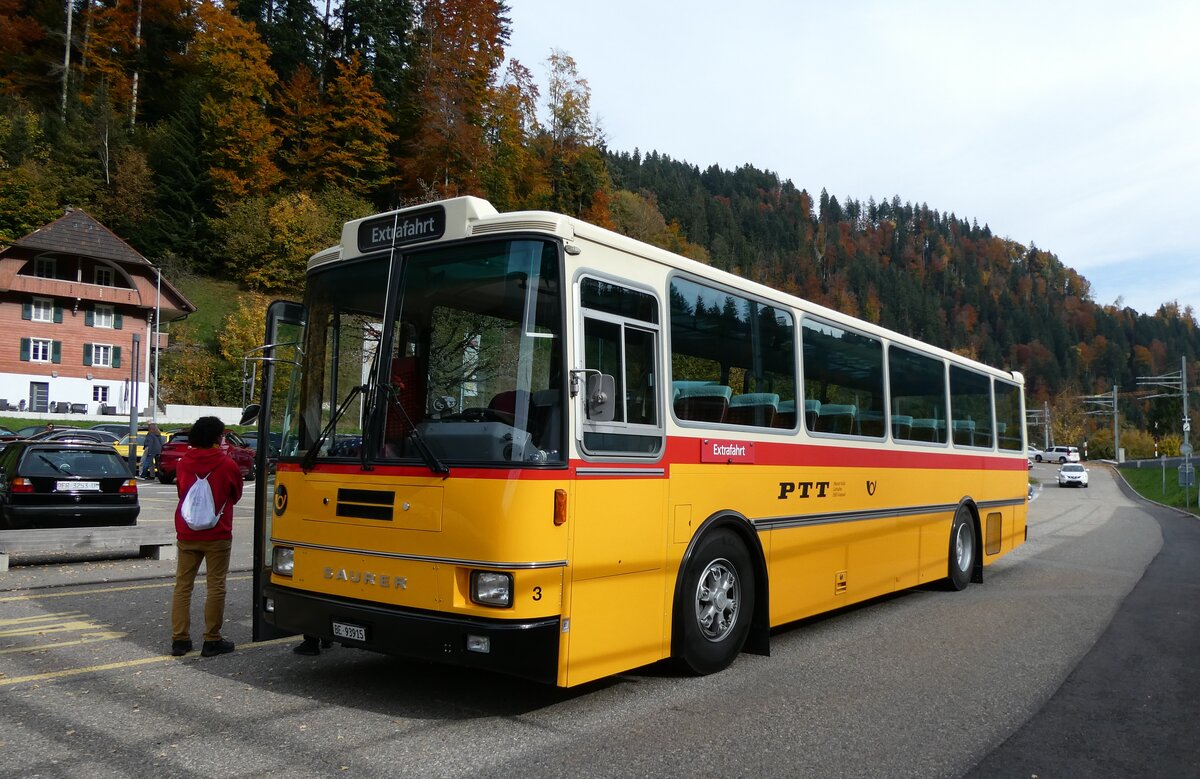 (281'678) - Kolb, Grasswil - Nr. 3/BE 93'915 - Saurer/R&J (ex Schmocker, Stechelberg Nr. 3/PID 2409; ex Schmocker, Stechelberg Nr. 1; ex Gertsch, Stechelberg Nr. 1) am 19. Oktober 2025 in Trubschachen, Kambly