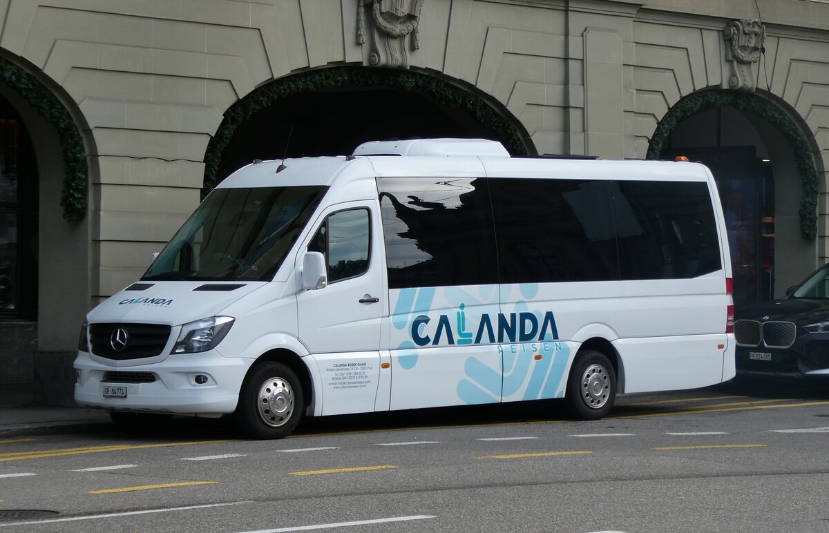 (282'120) - Calanda, Chur - GR 84'774 - Mercedes am 7. November 2025 beim Bahnhof Bern