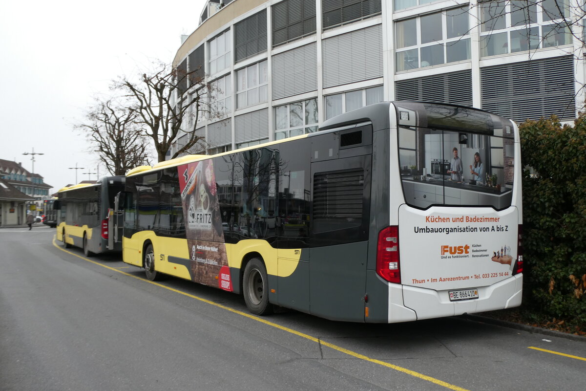 (283'124) - STI Thun - Nr. 410/BE 866'410 - Mercedes am 13. Dezember 2025 bei der Schiffl�ndte Thun
