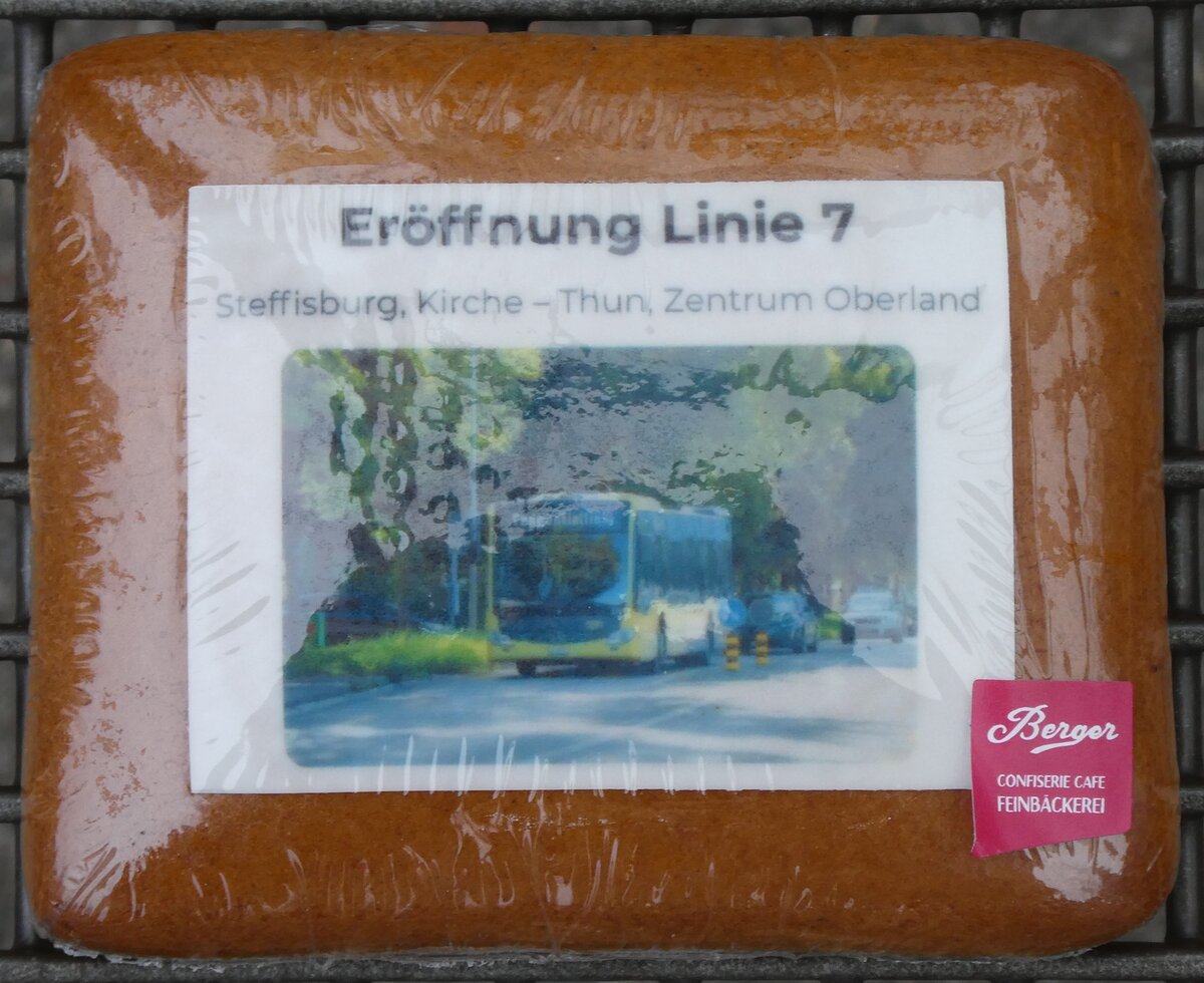 (283'164) - Lebkuchen von der Confiserie Berger zur Er�ffnung der Linie 7 am 14. Dezember 2025 in Steffisburg, Kirche