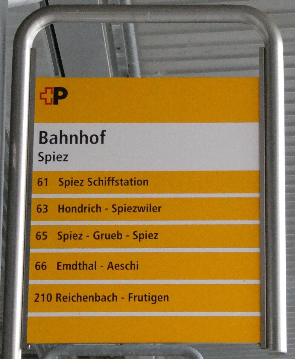 (283'222) - +P-Haltestellenschild - Spiez, Bahnhof - am 16. Dezember 2025