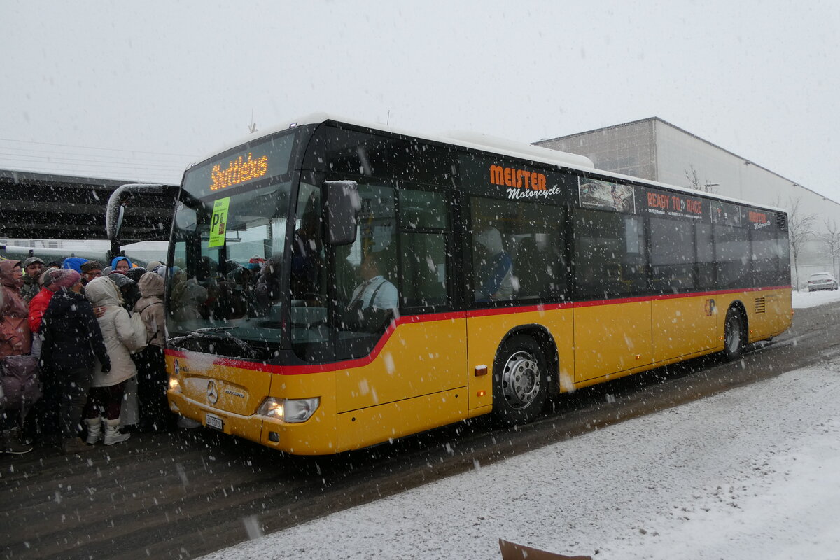 (283'864) - Wyss, Boningen - Nr. 60/SO 21'724/PID 5688 - Mercedes am 10. Januar 2026 beim Bahnhof Frutigen