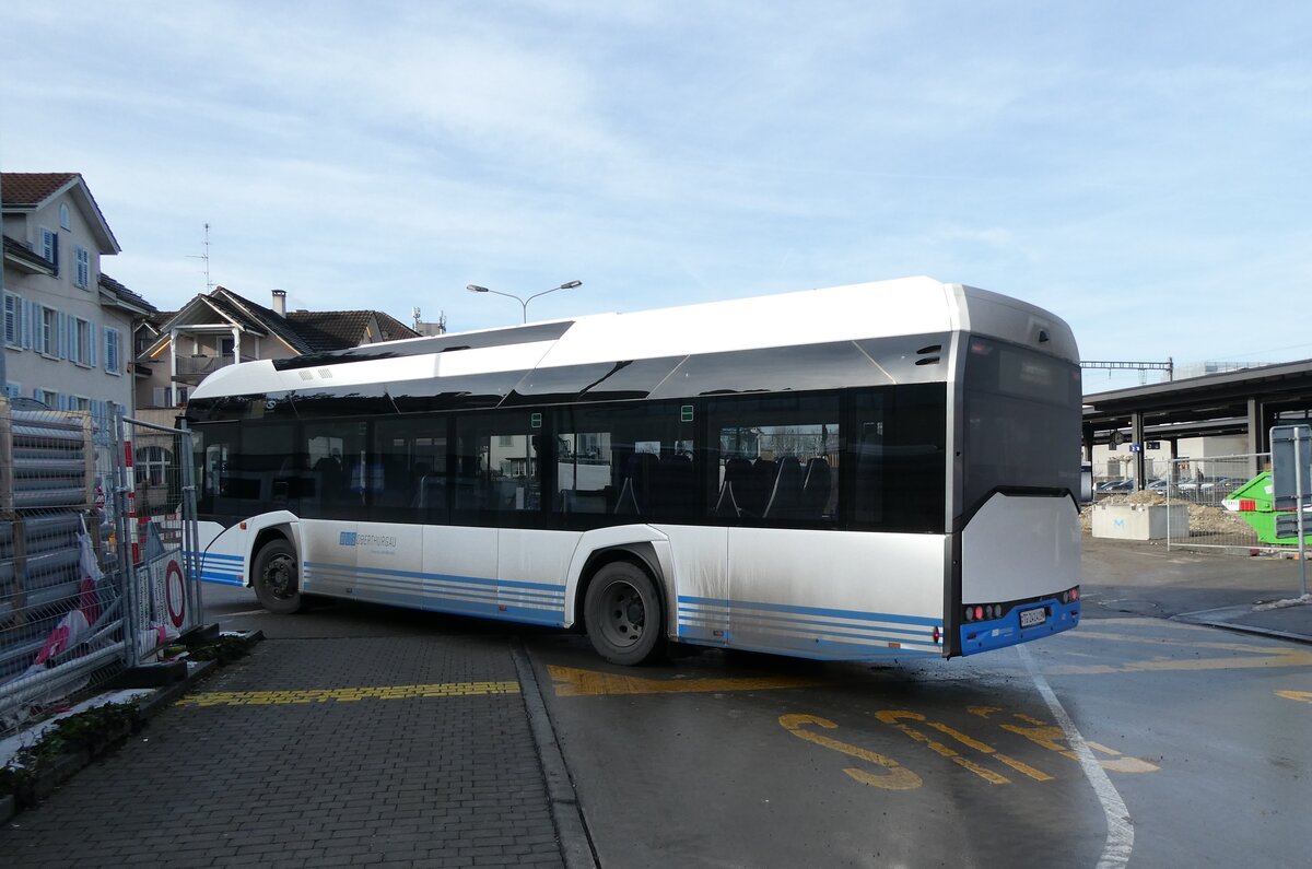 (284'192) - BOTG Amriswil - Nr. 420/TG 241'419 - eSolaris am 16. Januar 2026 beim Bahnhof Amriswil