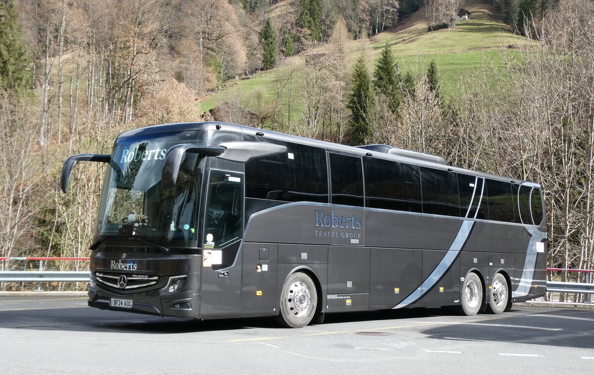 (285'340) - Aus England: Roberts, Hugglescote - BF24 AOC - Mercedes am 12. M�rz 2026 in Lauterbrunnen, Parkhaus