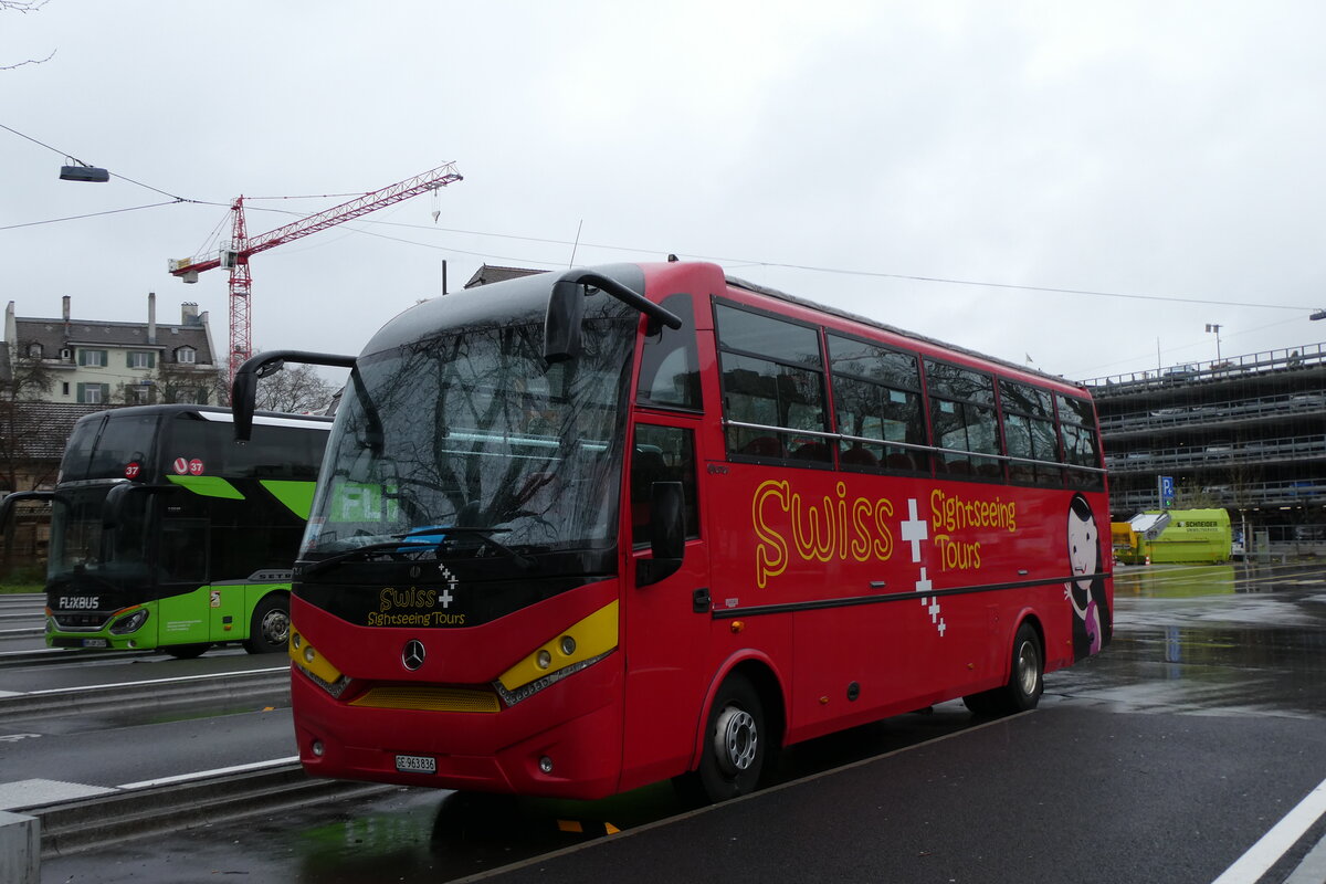 (285'418) - Swisstours Transport, Gen�ve - GE 963'836 - Mercedes/UNVI am 14. M�rz 2026 in Z�rich, Sihlquai