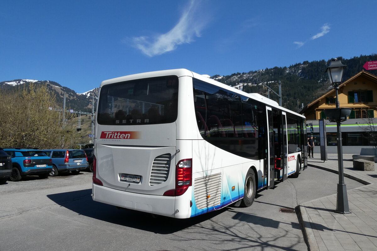 (285'569) - Tritten, Zweisimmen - BE 26'971 - Setra (ex Theytaz, Sion; ex R�ttgen, D-Untersteinach) am 20. M�rz 2026 beim Bahnhof Zweisimmen 