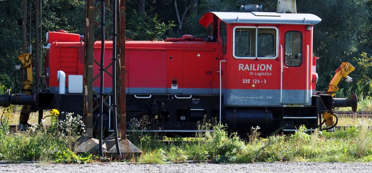 335 129-3 DB Railion in Neu Offingen am 09.10.2021.