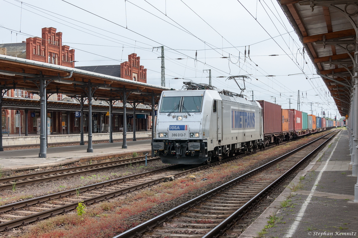 386 013-7 METRANS Rail s.r.o. mit einem Containerzug in Stendal und fuhr weiter in Richtung Salzwedel. 16.05.2015