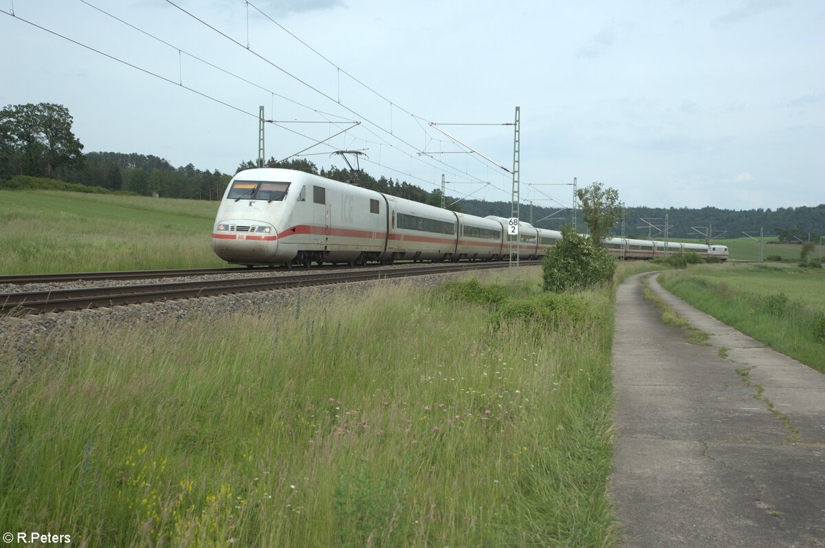 401 503  Neu-Isenburg  als ICE2904 (1104) München HBF - Hamburg HBF bei Oberdachstetten 08.06.24