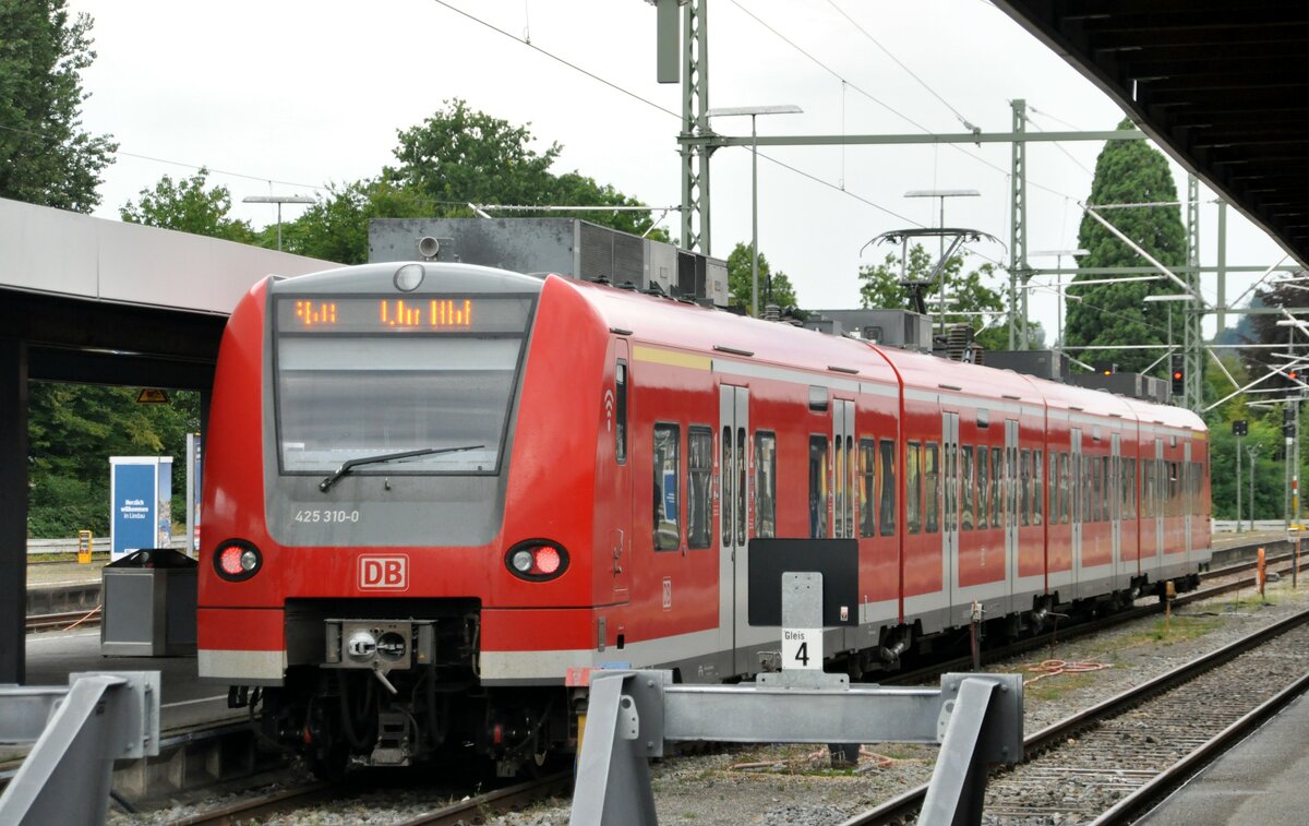 425 310-0 in Lindau Insel am 29.07.2022. Einsatz auf der neu elektrifizierten Südbahn Ulm -Lindau Insel.