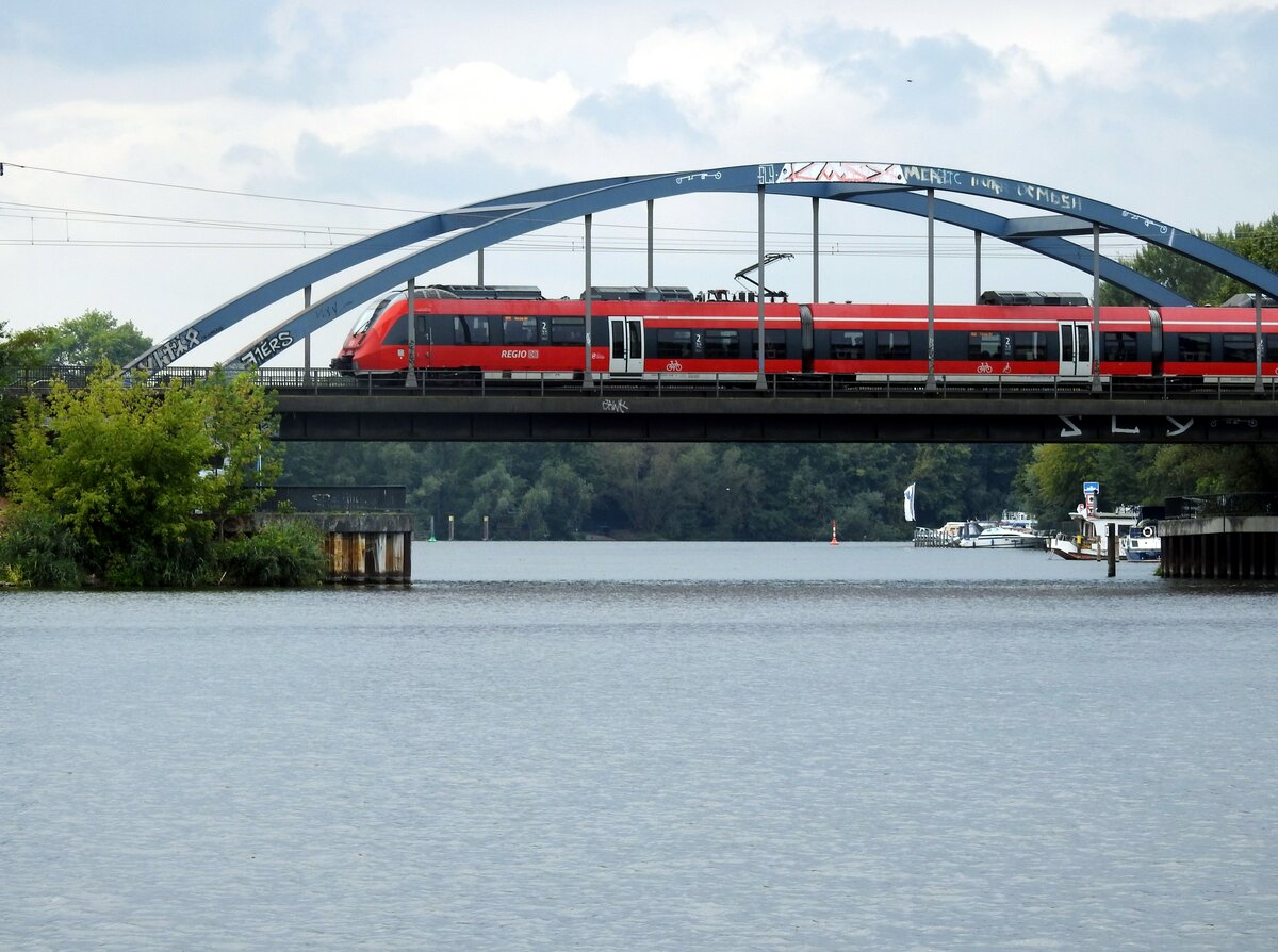 442 Talent 2 auf der Havelbrücke in Potsdam am 30.08.2018.