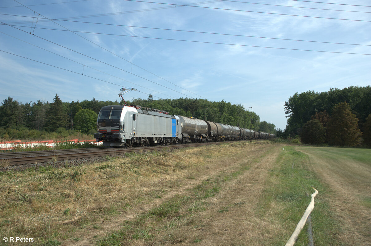 6193 169 zieht mit einem Kesselzug durch die Netztrennstelle Mainz Bischofsheim. 01.09.24