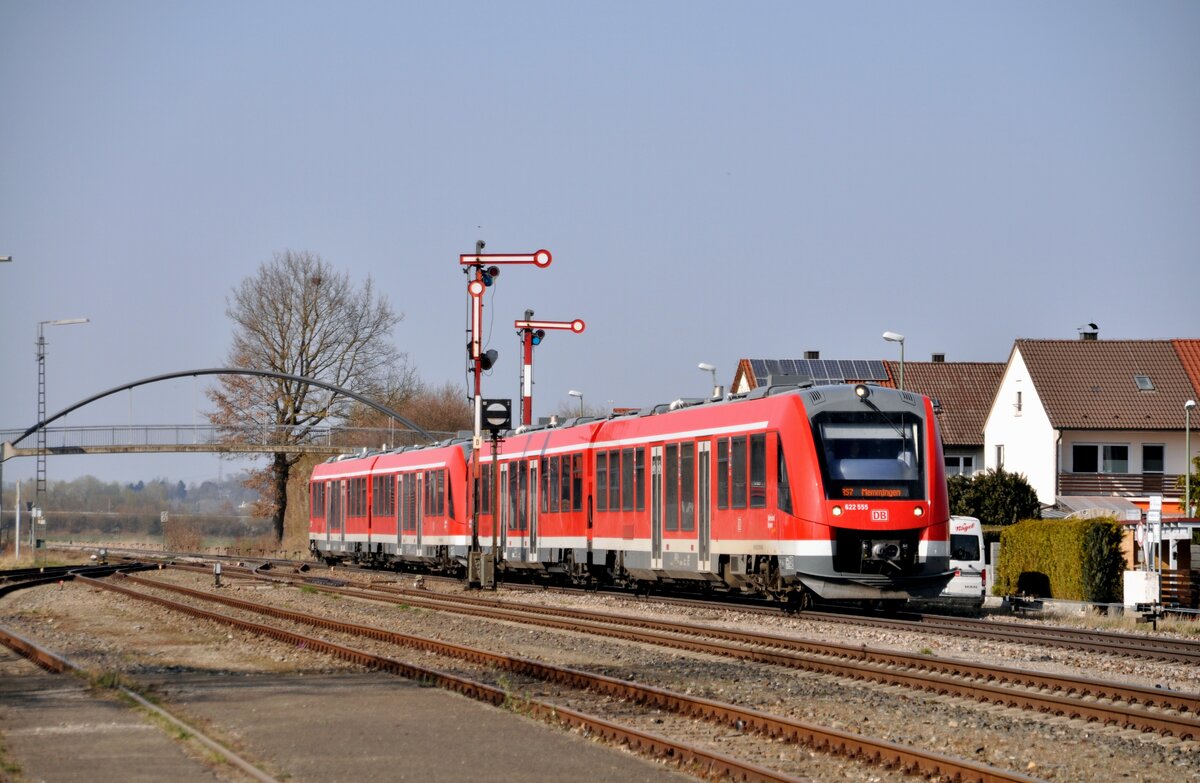 622 555 LINT 54 in Vöhringen am 28.03.2022.
