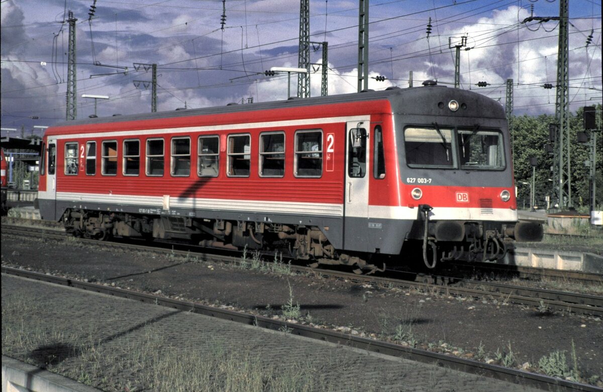 627 003-7 in Karlsruhe am 06.07.1999.