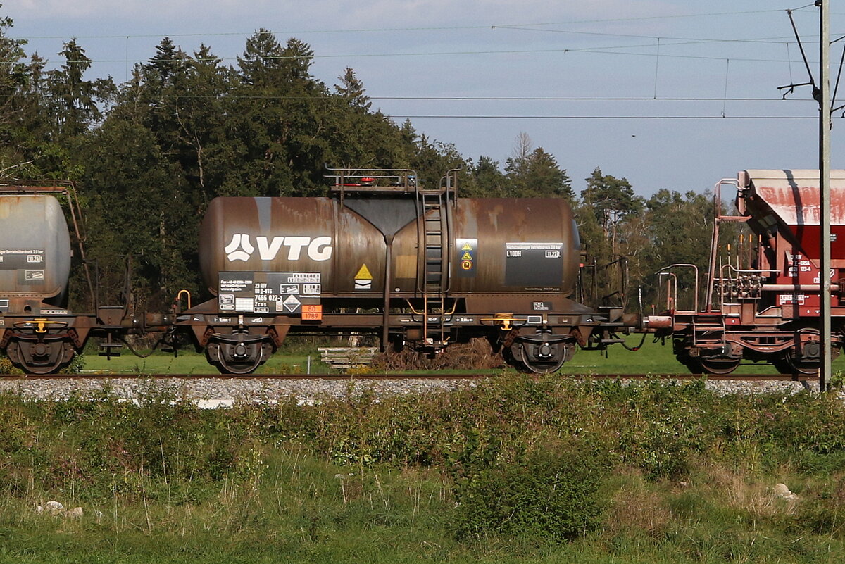 7466 022 (Zcns) von  VTG  am 18. September 2024 bei Weisham.