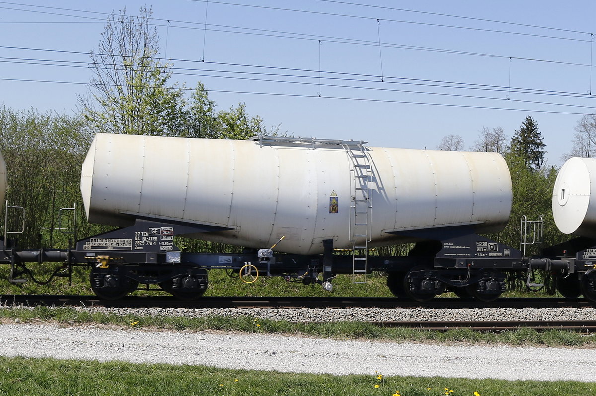 7829 778 (Zacns) von  Atir-Rail  am 21. April 2019 bei Grabensttt.