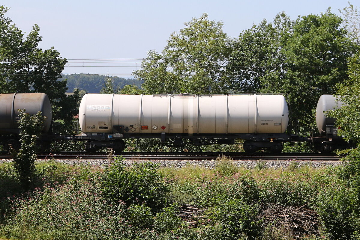 7830 626 (Zacns) von  VTG  am 19. August 2025 bei Vachendorf.