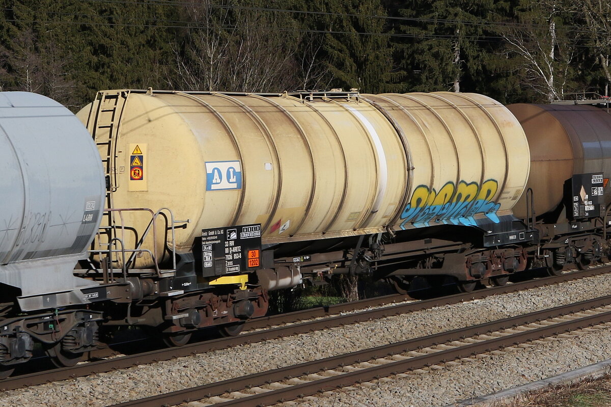 7836 063 (Zans) der  ARETZ GmbH  am 31. Dezember 2021 bei Grabensttt.