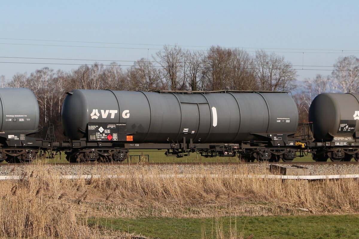 7841 084 (Zacns) von  VTG  am 18. Mrz 2025 bei Bernau.