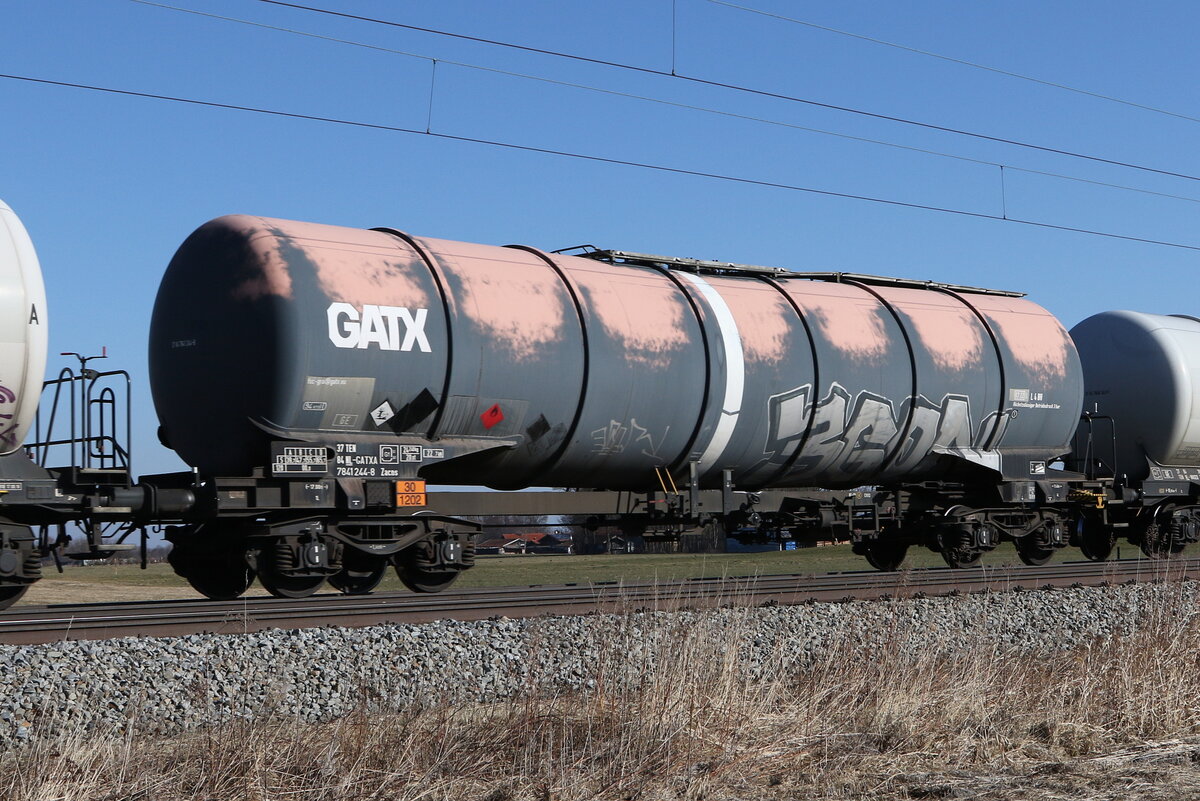 7841 244 (Zacns) von  GATX  am 28. Februar 2022 bei bersee.