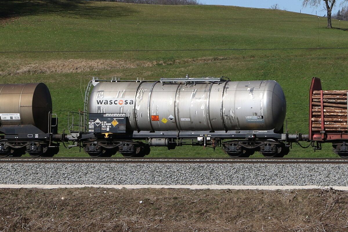 7846 318 (Zacens) von  WASCOSA  am 19. Mrz 2025 bei Axdorf.