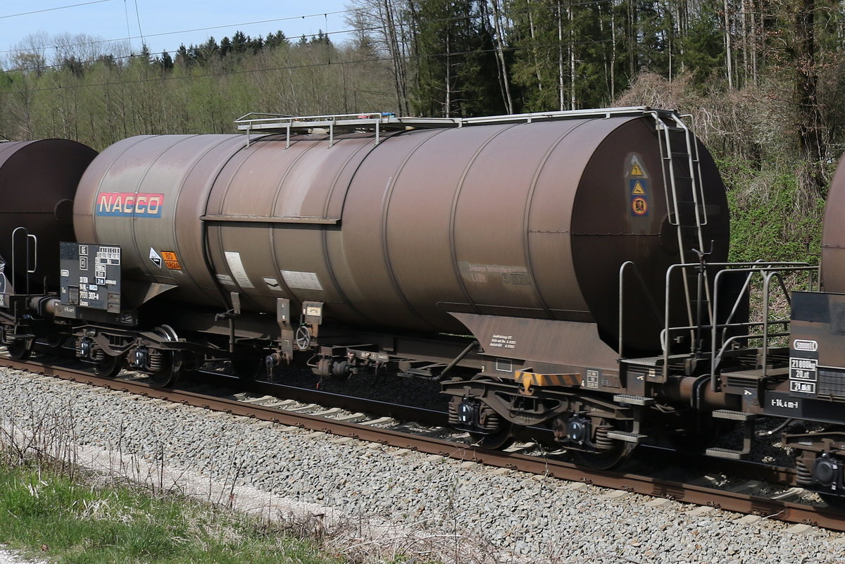 7931 307 (Zacens) von  NACCO  am 15. April 2020 bei Grabensttt.