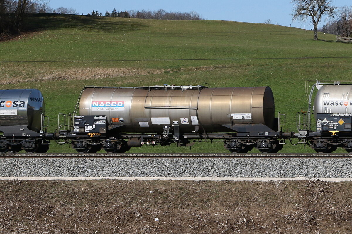 7931 459 (Zacens) von  NACCO  am 19. Mrz 2025 bei Axdorf,