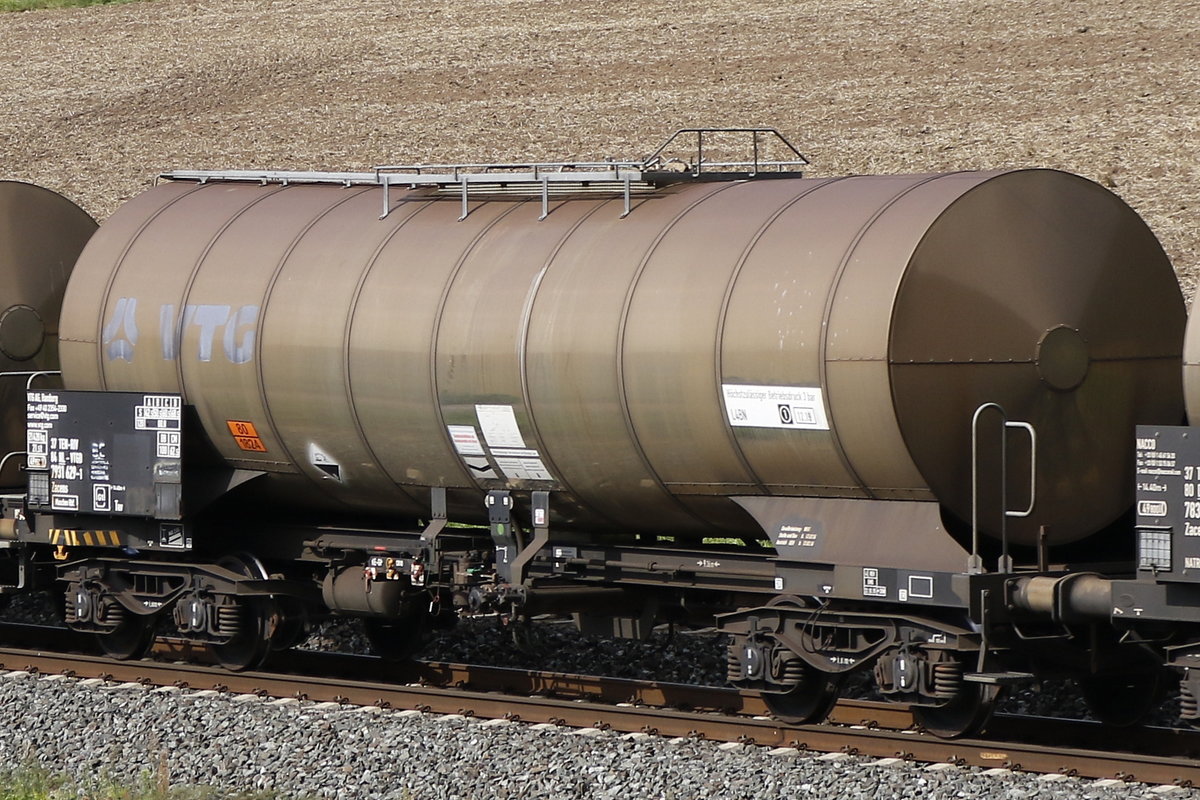 7931 629-1 (Zacens)  von  VTG  am 18. August 2017 bei Harrbach.