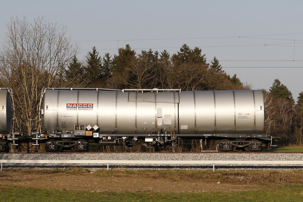 7933 369 (Zacens) von  NACCO  am 20. Mrz 2019 bei Bernau.