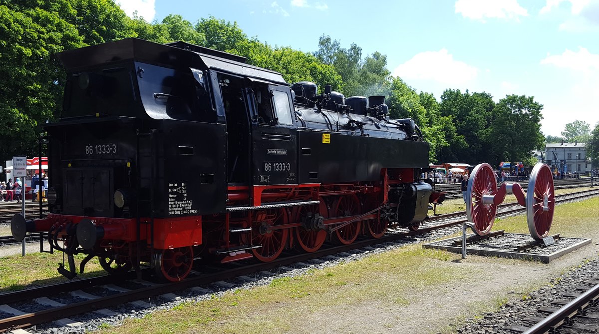 86 1333-3 der PRESS_RüBB in Putbus.