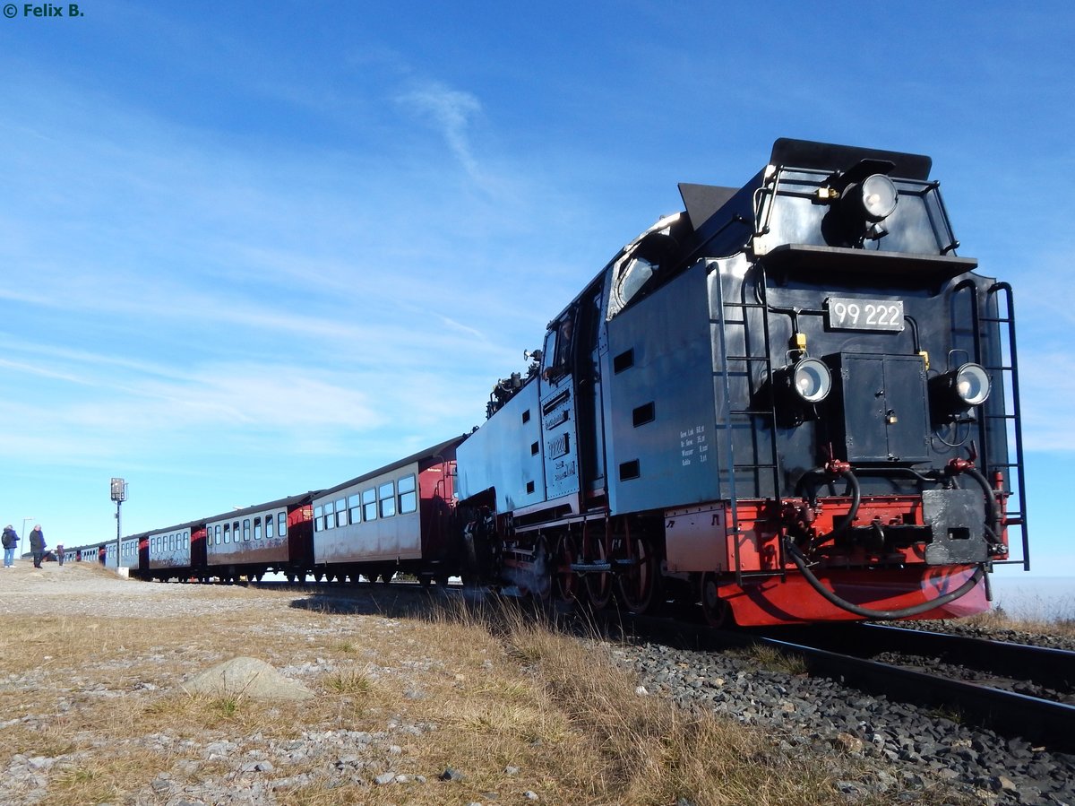 99 222 der HSB auf dem Brocken.