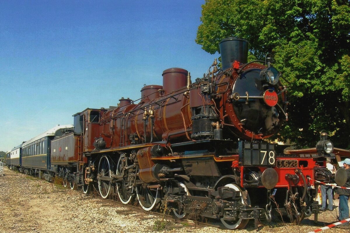 AJECTA gelang in 2010 ein spektakulärer Wurf mit die Restaurierung von NORD 3.628, dessen Lok aus England zurückgehohld worde. Am 19 September 2010 steht die Lok auf das Gelände von AJECTA während das Weekend-a-Vapeur (Wochenende) in Longueville.