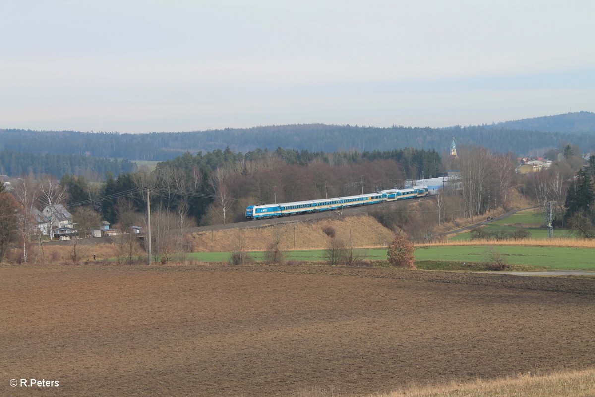 ALX84106 München - Hof durchfährt Pechbrunn, gezogen von einer unbekannten 223. 07.02.16