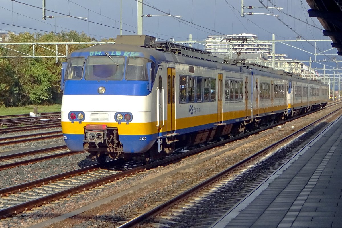Am 13 November 2019 treft NS 2120 in Nijmegen ein.