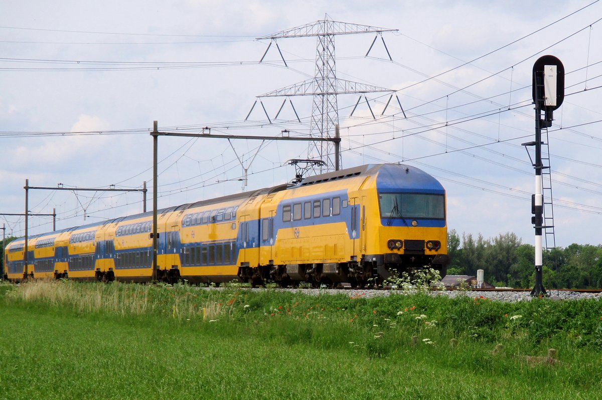 Am 19 Mai 2017 passiert 7612 Niftrik.