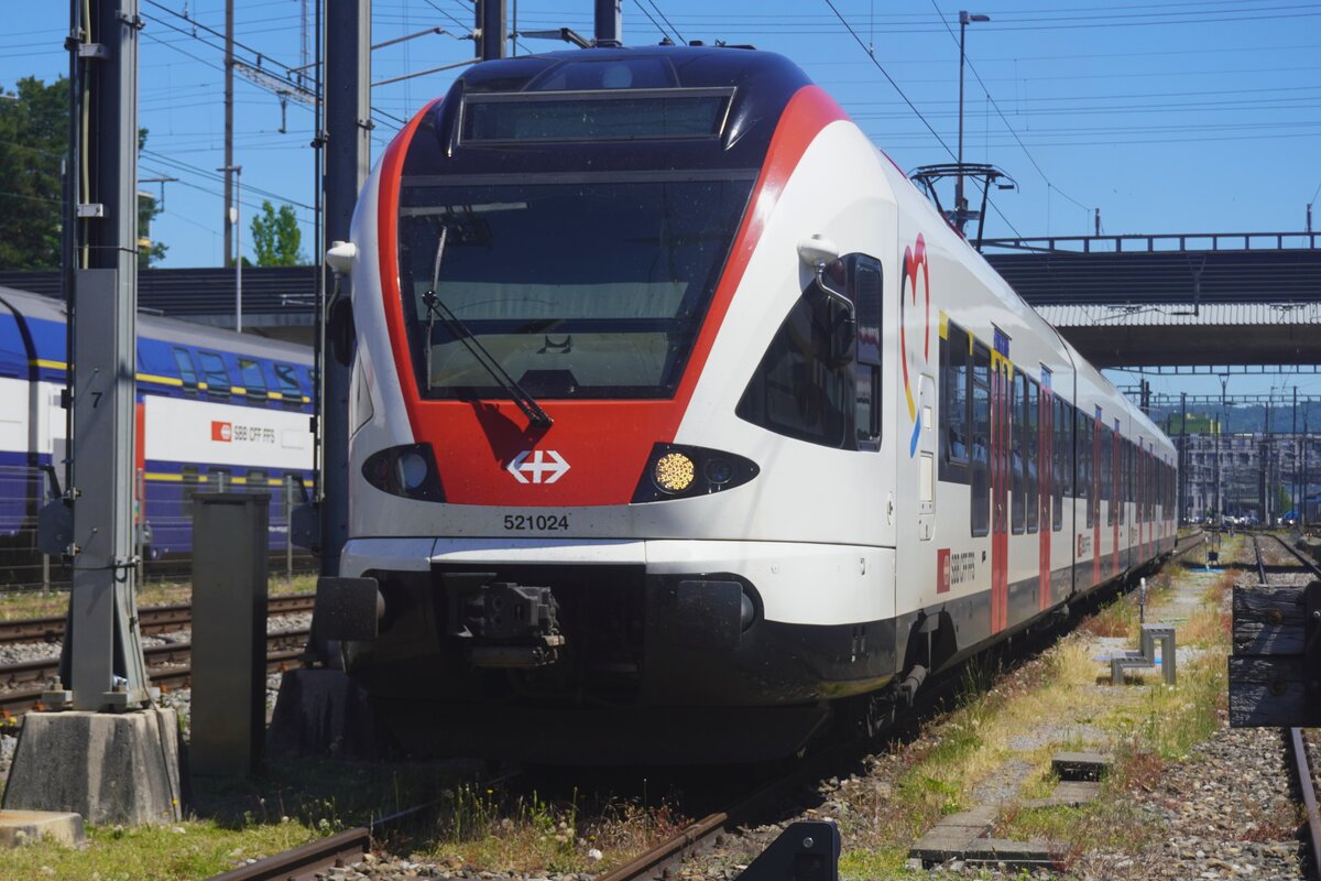 Am 23 Mai 2026 steht 521 024 in Brugg AG abgestellt.