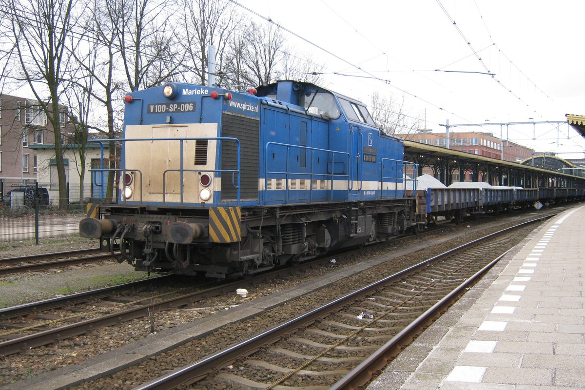 Am 26 Februar 2013 steht Spitzke V 100-SP-006 in 's Hertogenbosch.